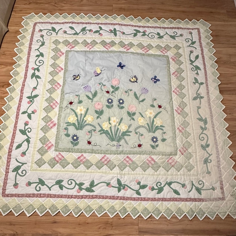 Vtg Style Floral Patchwork Quilt Applique Butterflies Prairie Point Edge 80''